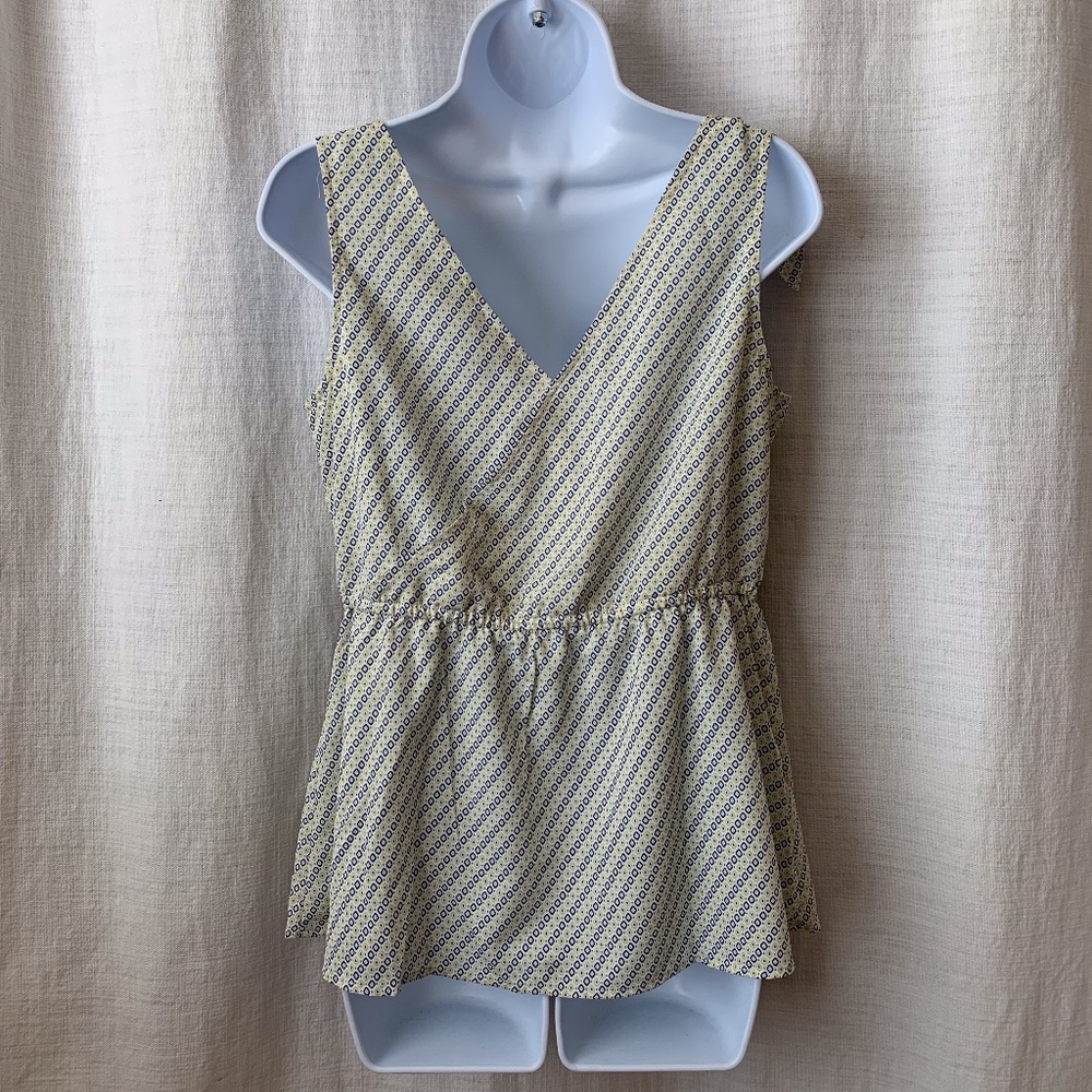 NWOT-Banana Republic Lined Sleeveless Top! - Picture 4 of 6